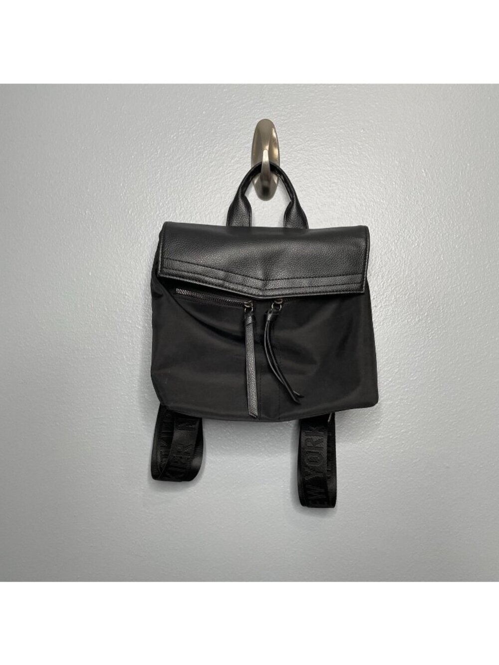 BOTKIER Black New York Trigger Backpack